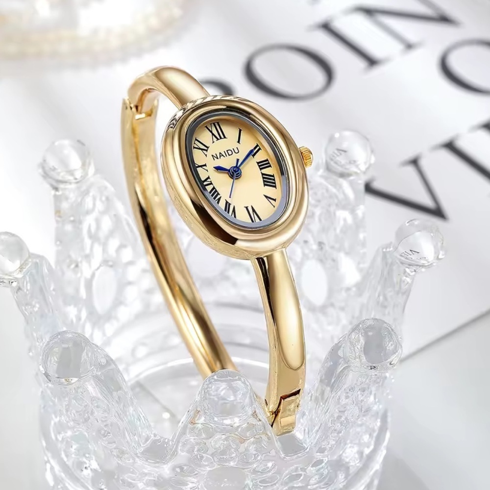 Baignoire Vintage Gold&Silver Oval Bracelet Watch Set - Picture 9 of 17